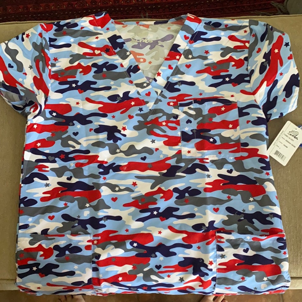 Scrub top with tag still on